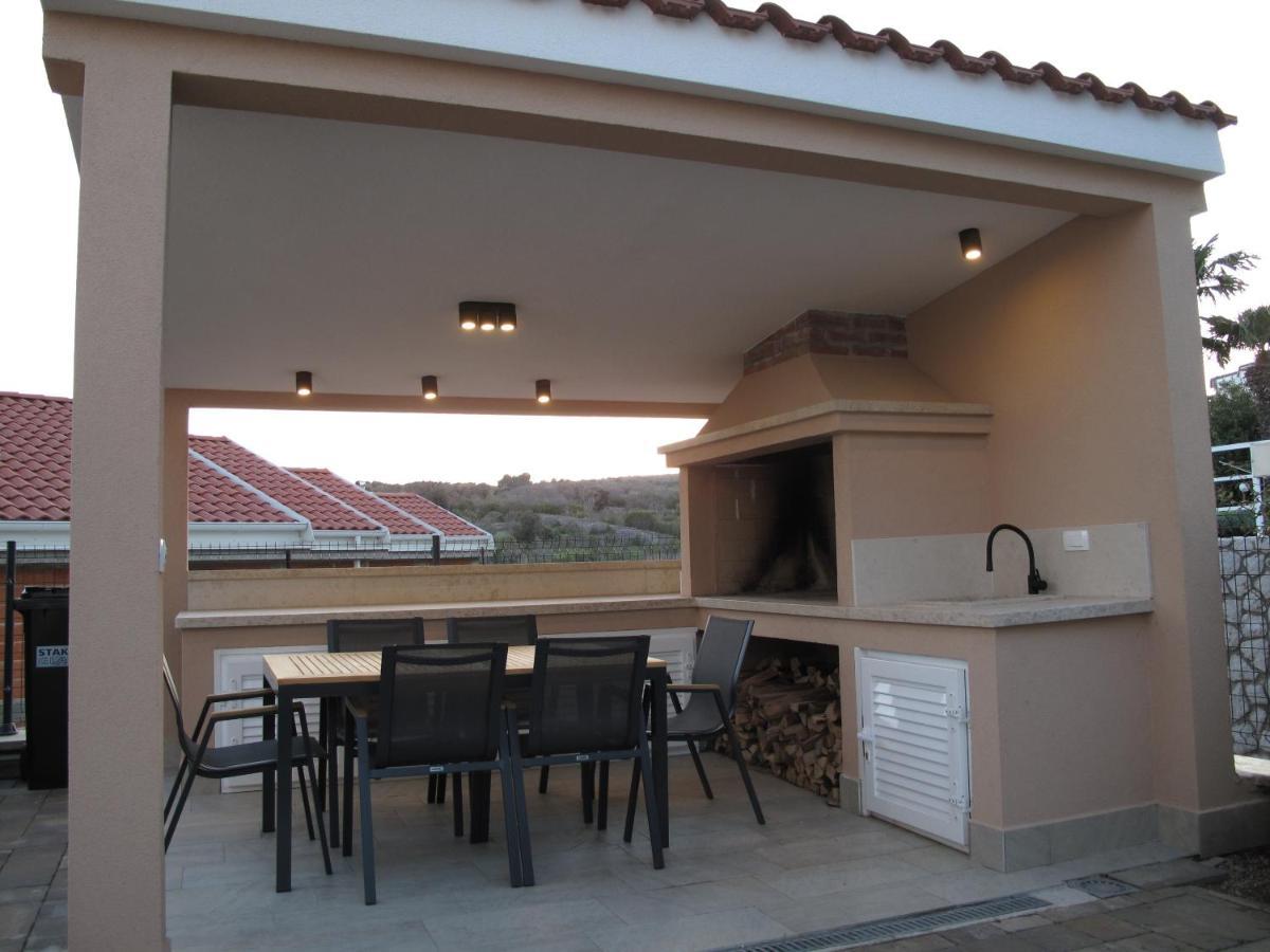 Apartments Mia Krk Krk Town Exterior photo